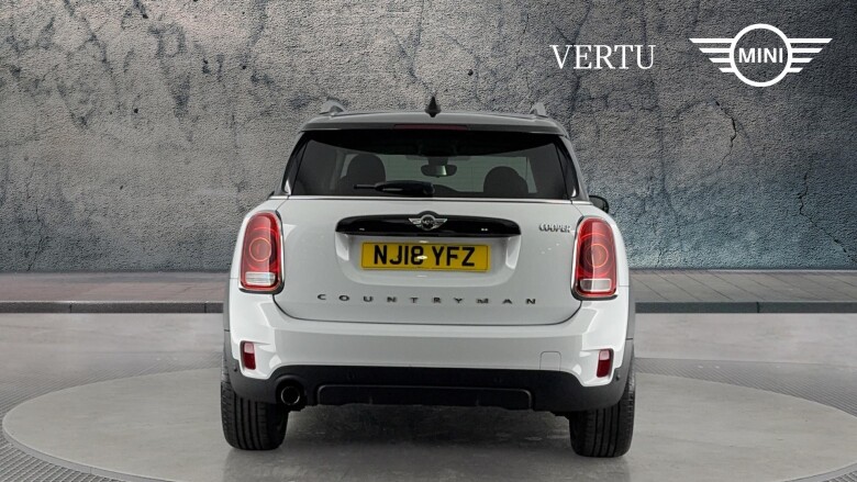 MINI Countryman 1.5 Cooper 5dr [Chili/Media Pack XL] Petrol Hatchback